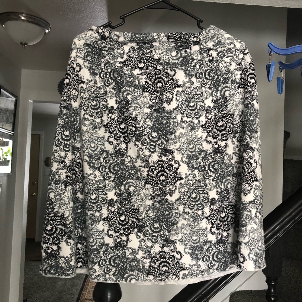 Comfy paisley pattern skirt